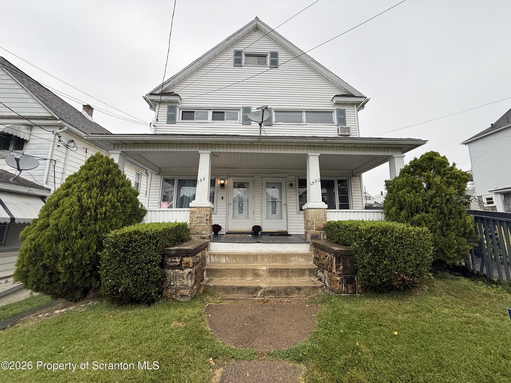 1330 Bryn Mawr Street - Photo 0