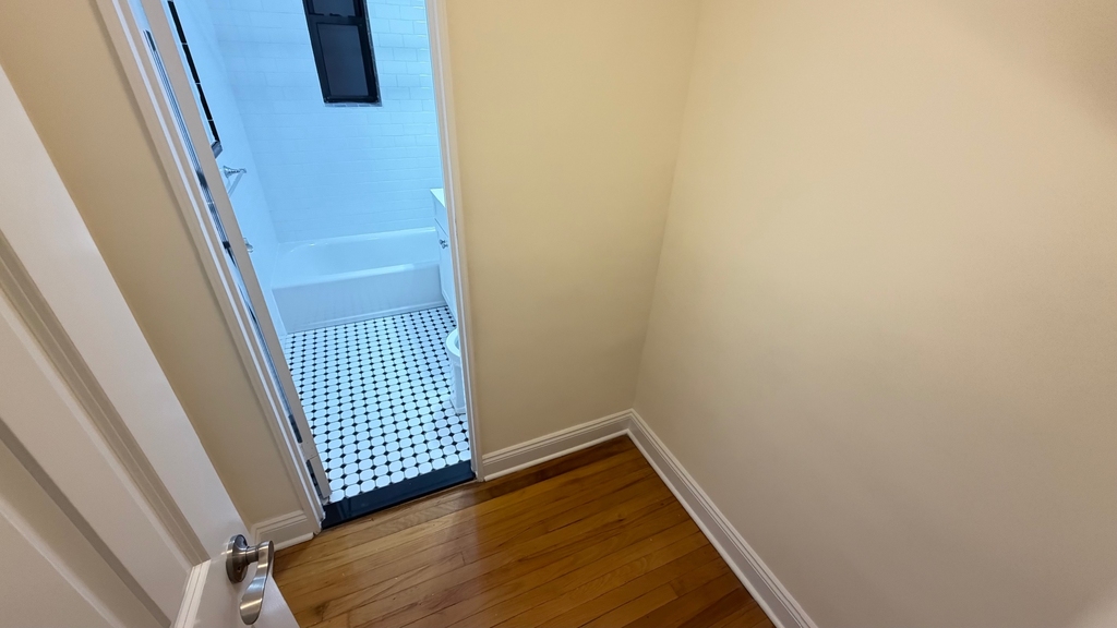 34-21 77th Street - Photo 9