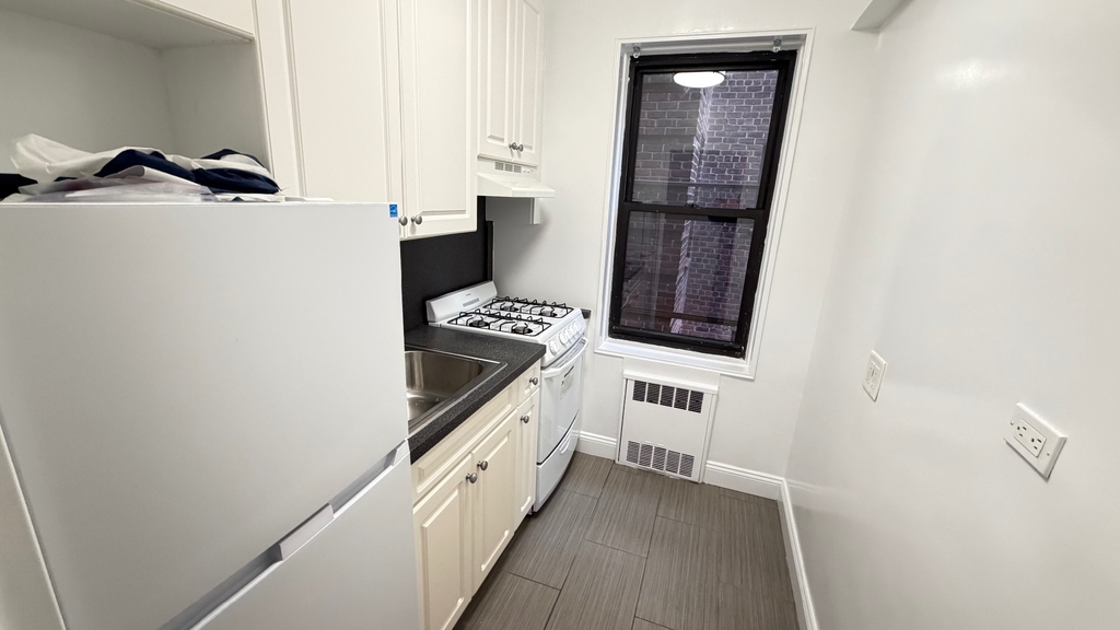 34-21 77th Street - Photo 2