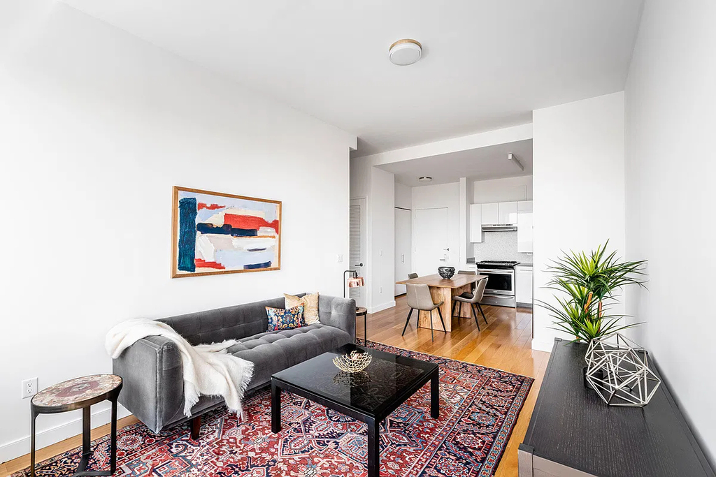 Bond Street & Livingston Street - Photo 2