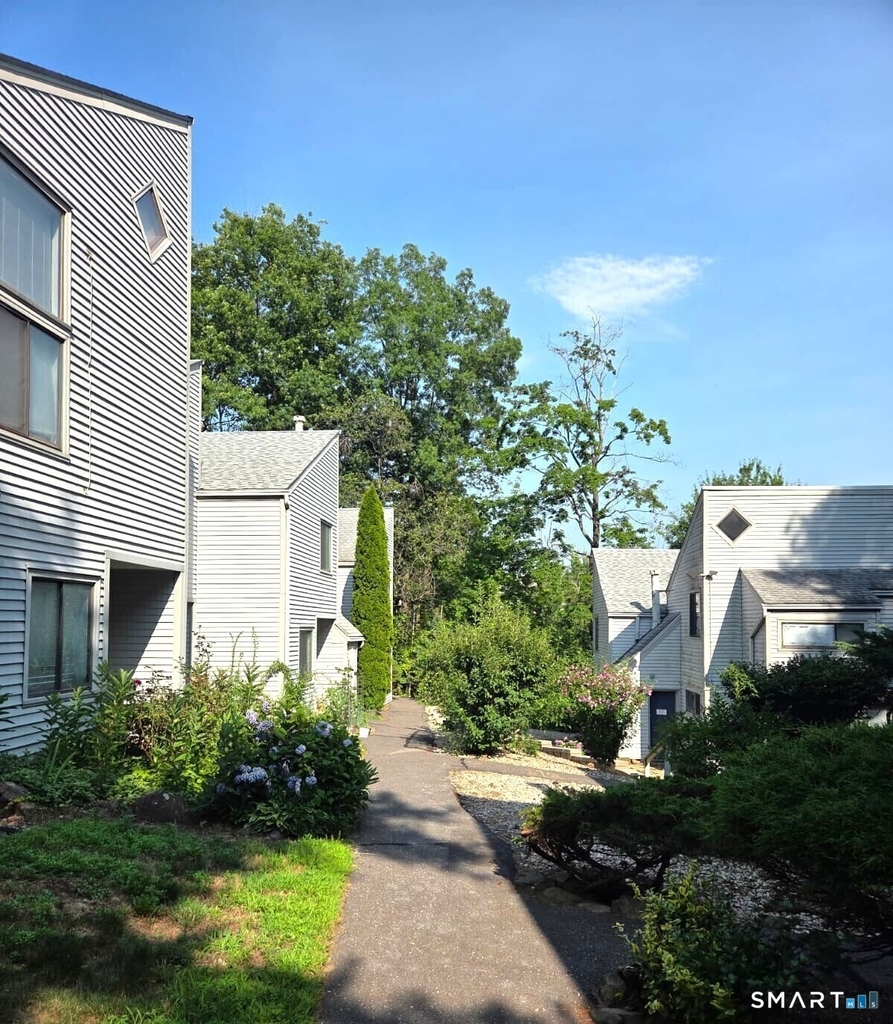 12 Talcott Forest Road - Photo 10