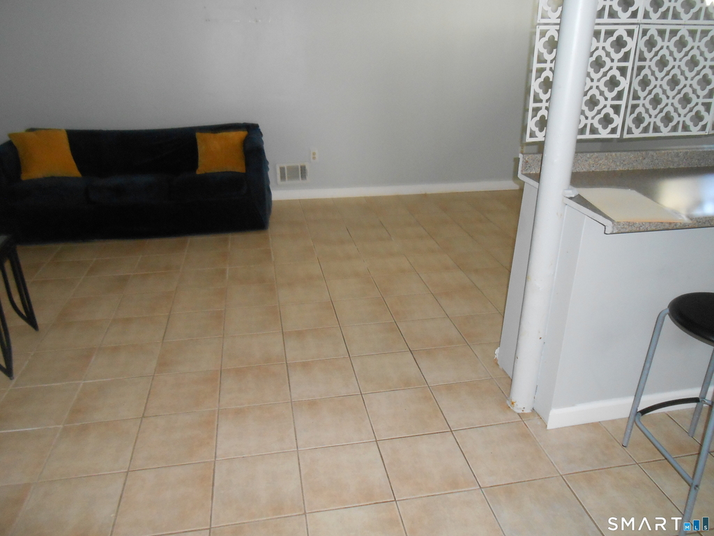 11 Cribbins Avenue - Photo 1