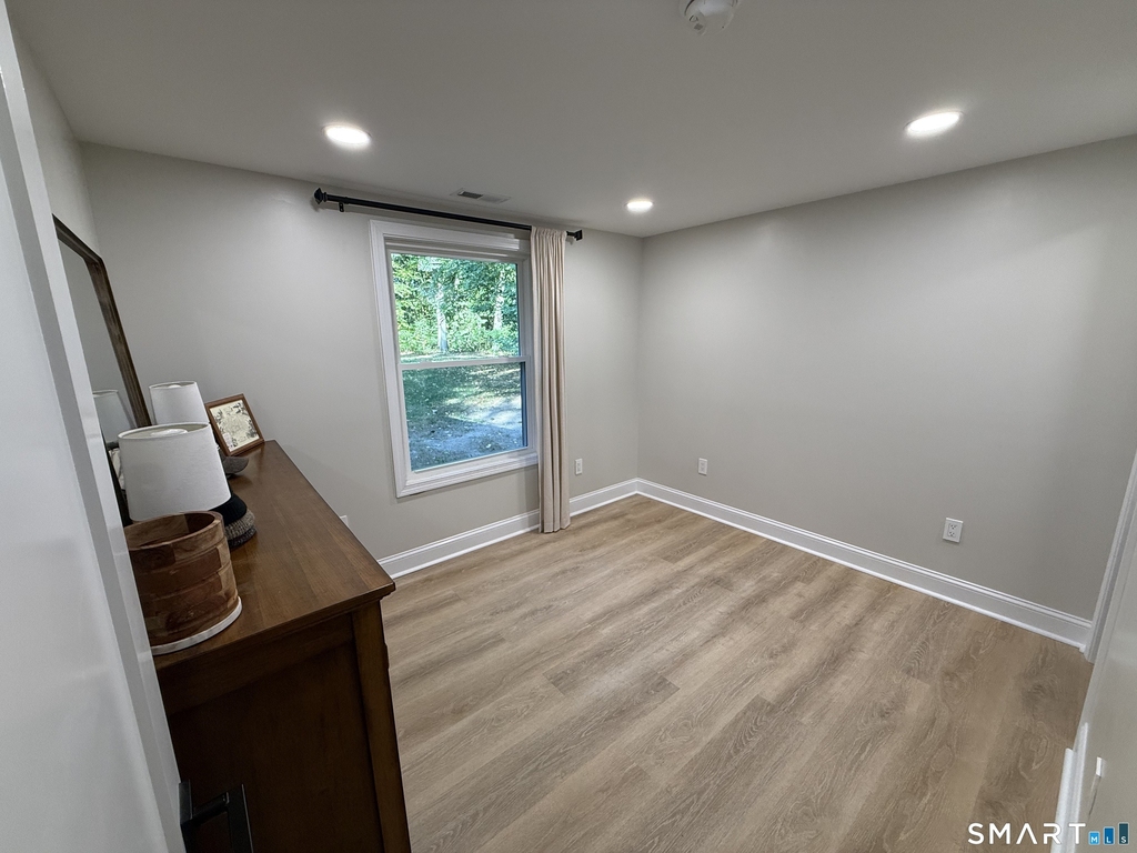 549 Churchill Street - Photo 13