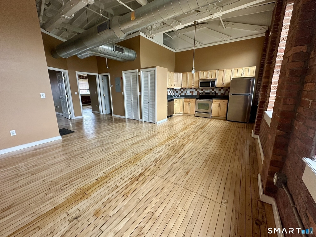 325 Lafayette Street - Photo 4