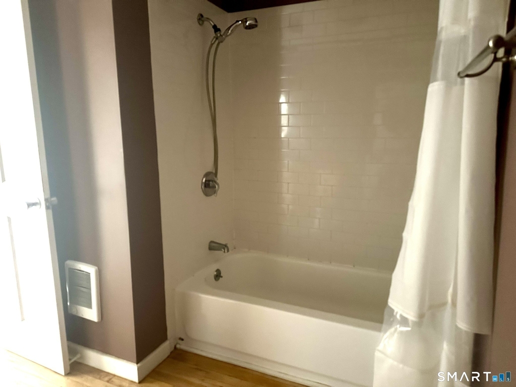 325 Lafayette Street - Photo 16