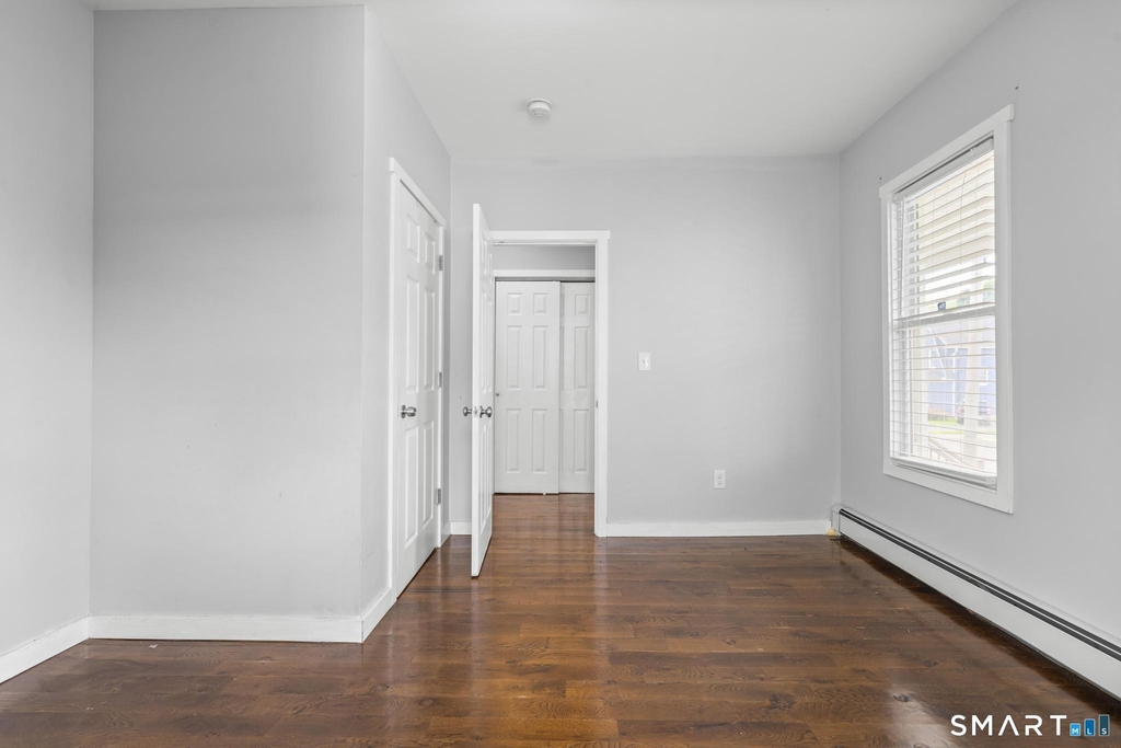 62 Saint Michaels Avenue - Photo 3