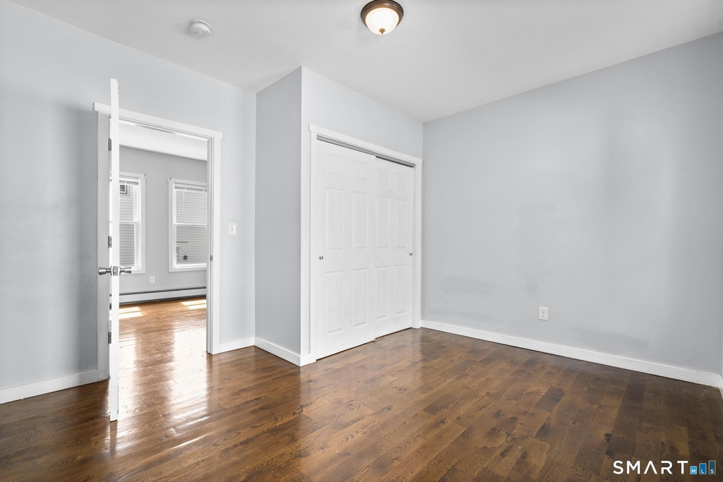 62 Saint Michaels Avenue - Photo 9