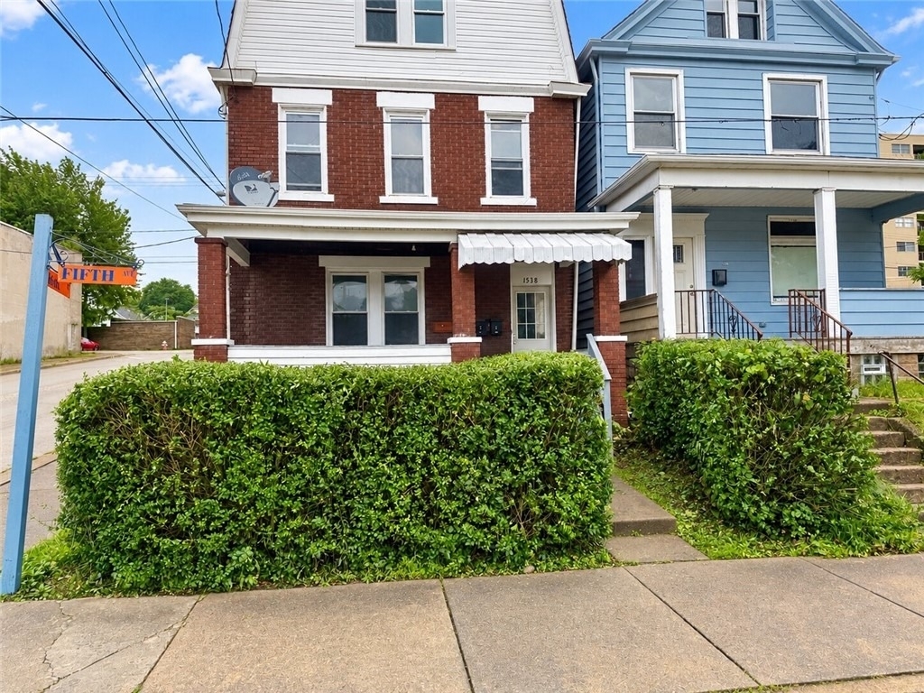 1538 5th Ave - Photo 0