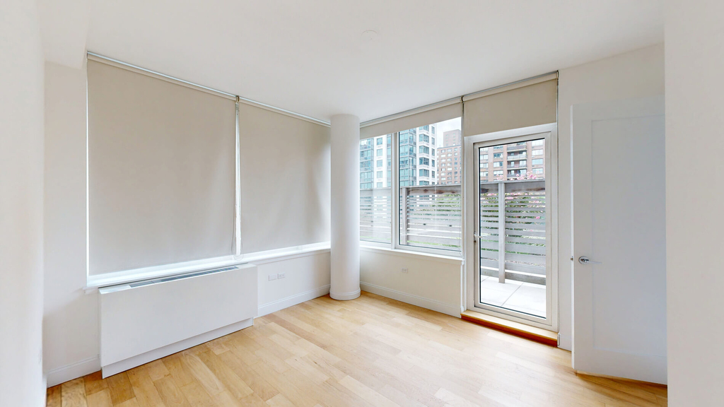 808 Columbus Ave - Photo 4