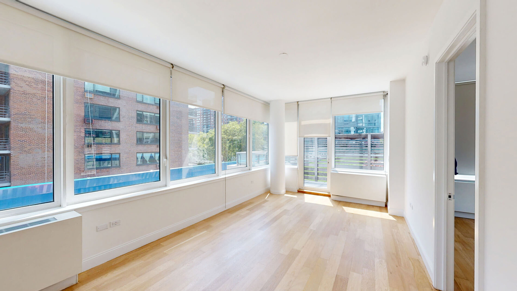 808 Columbus Ave - Photo 2