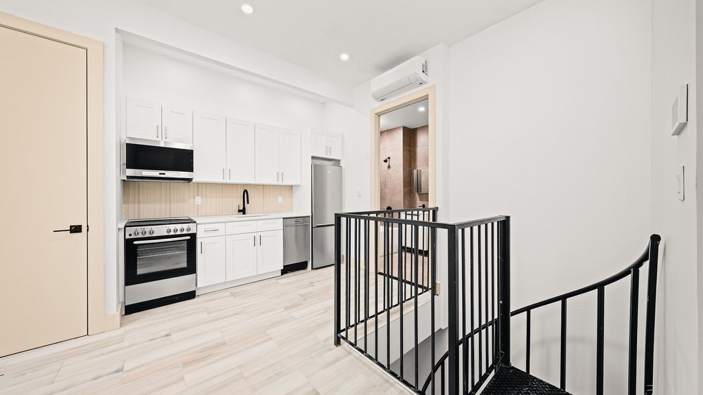 1482 Brooklyn Ave 11210 - Photo 8