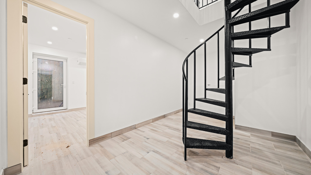 1482 Brooklyn Ave 11210 - Photo 5