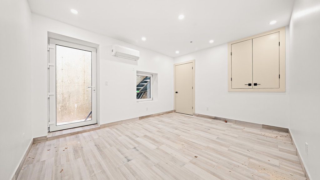 1482 Brooklyn Ave 11210 - Photo 1