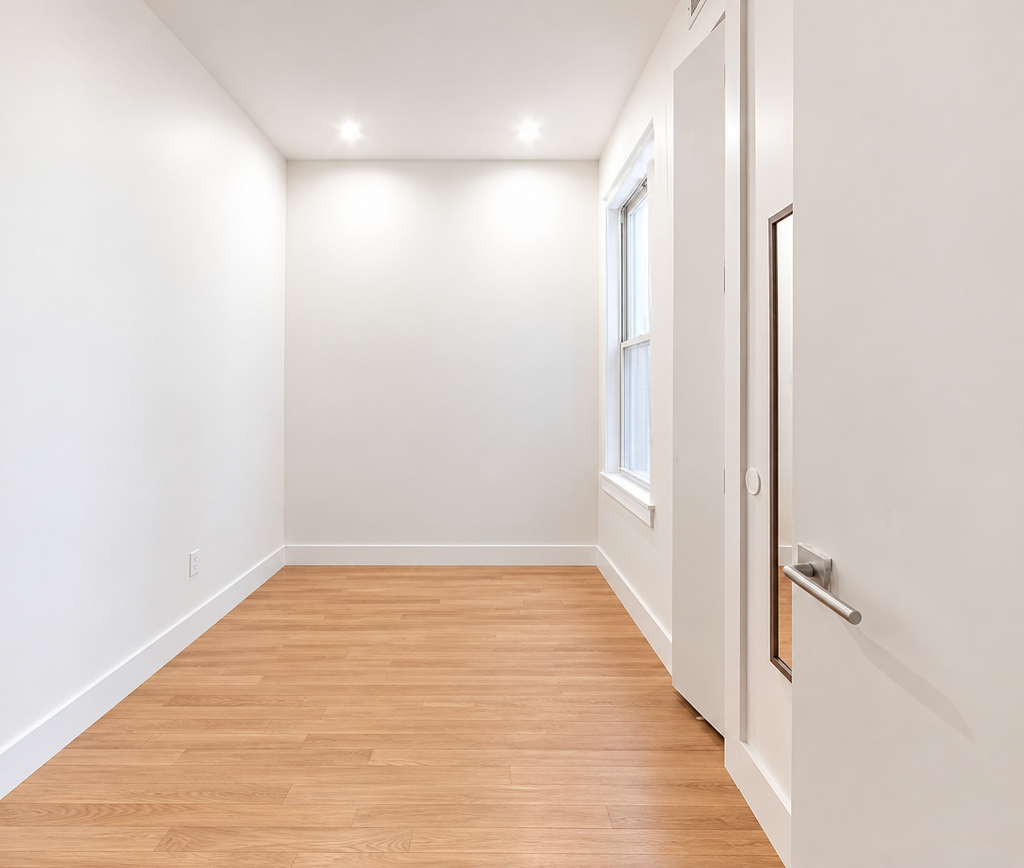662 Park Place - Photo 0