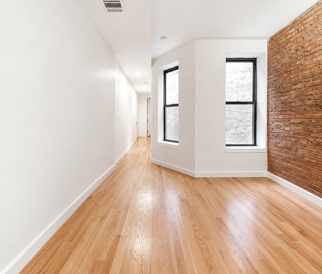 662 Park Place - Photo 1