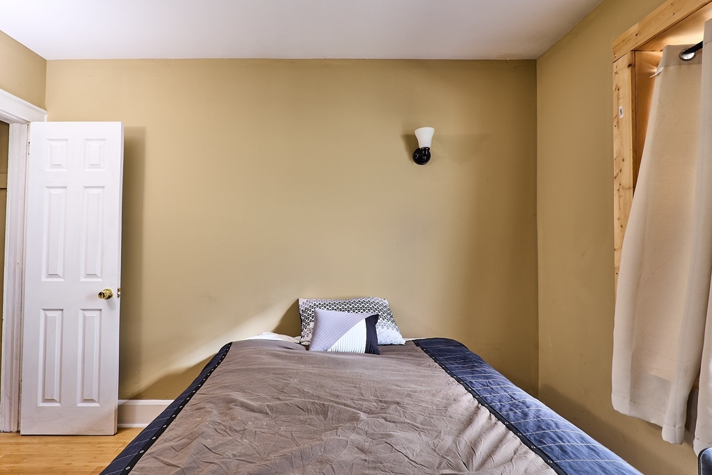 198 Court Street - Photo 10