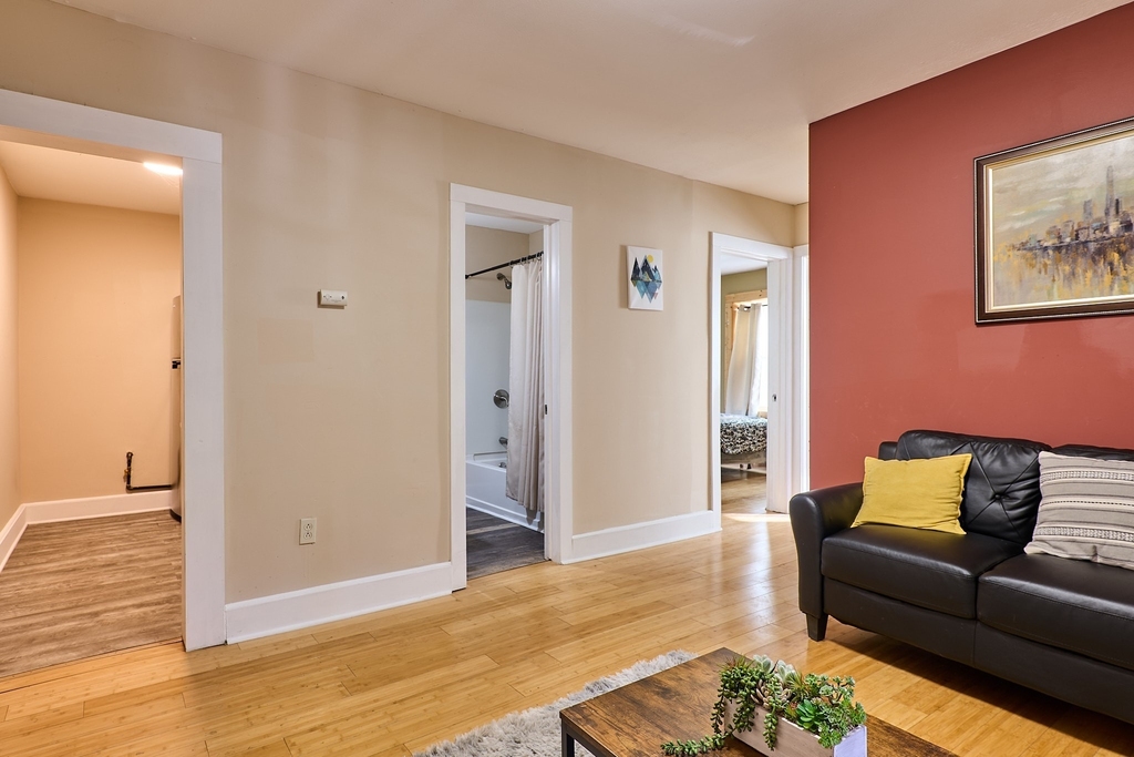 198 Court Street - Photo 3