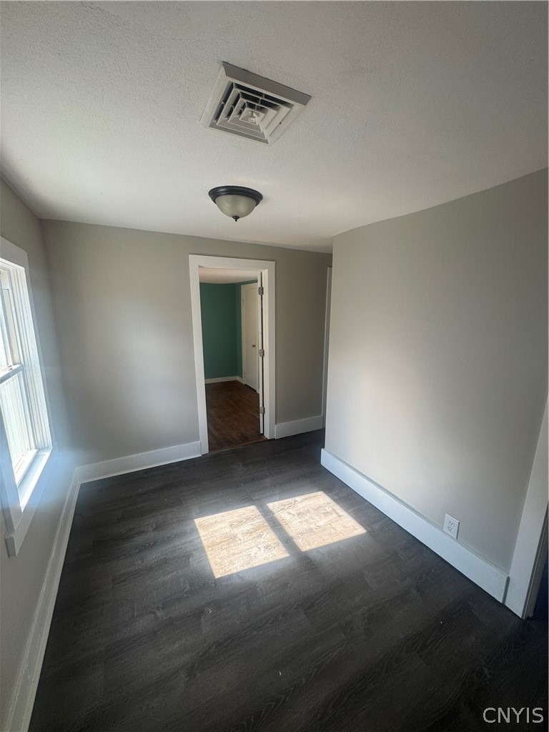 713 Emerson Avenue - Photo 16