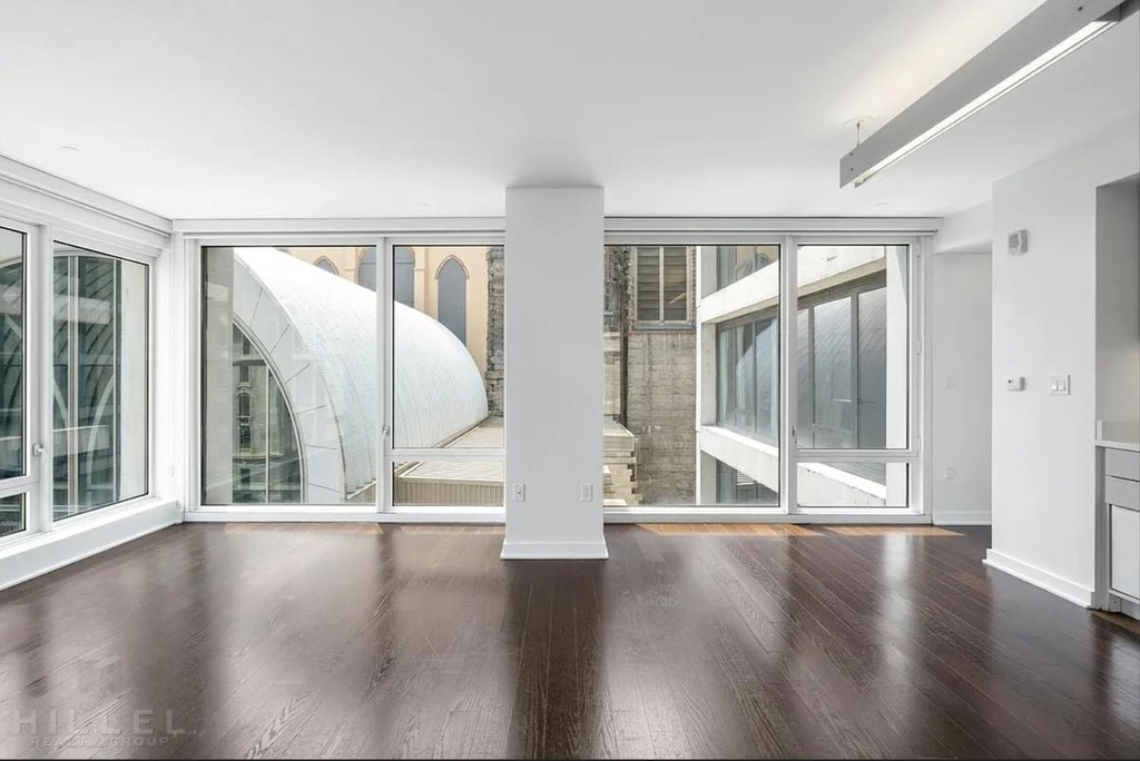 West 113th Street - Photo 3