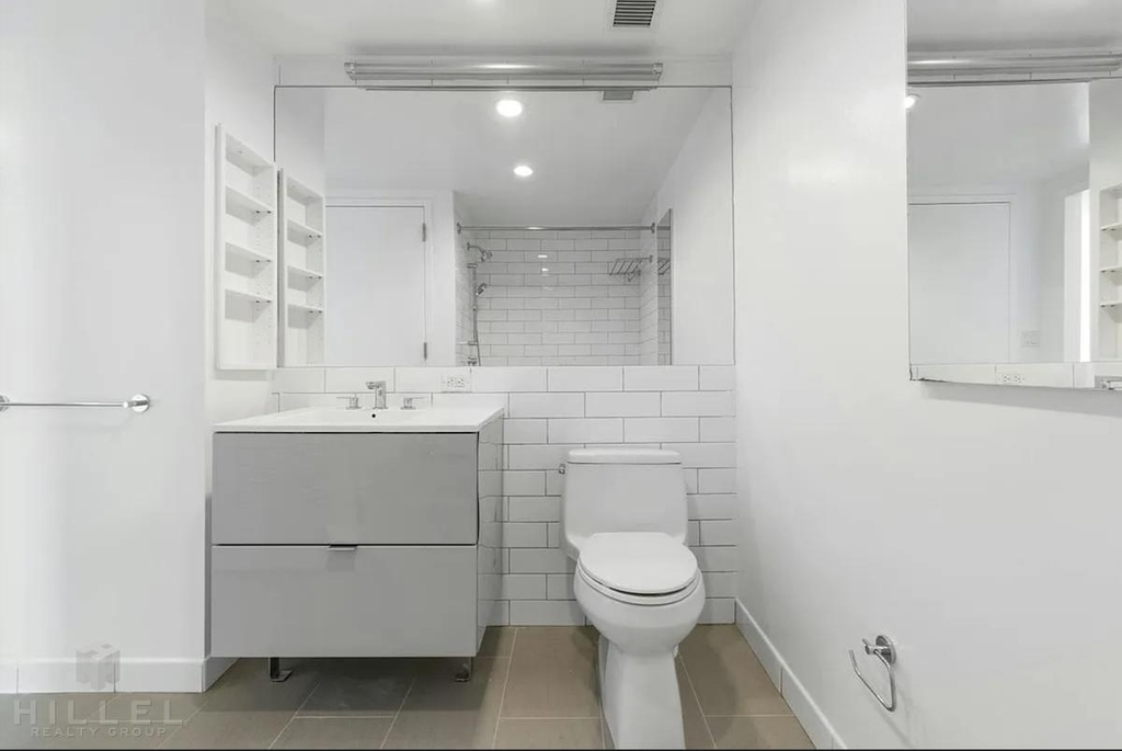West 113th Street - Photo 10