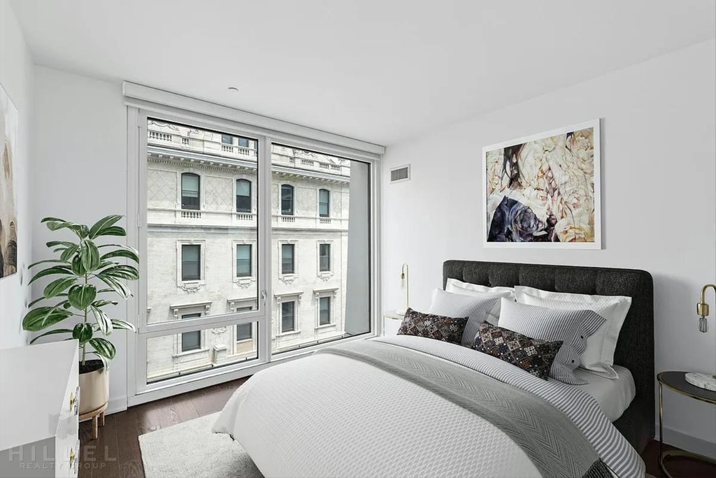 West 113th Street - Photo 8