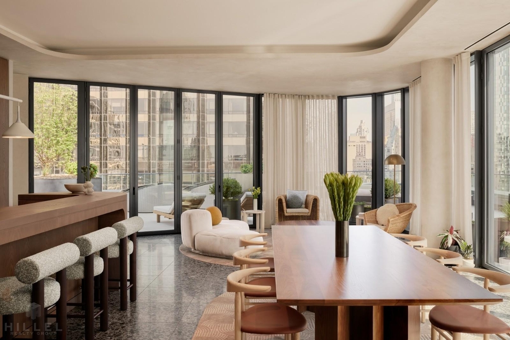 West 60th Street - Photo 13