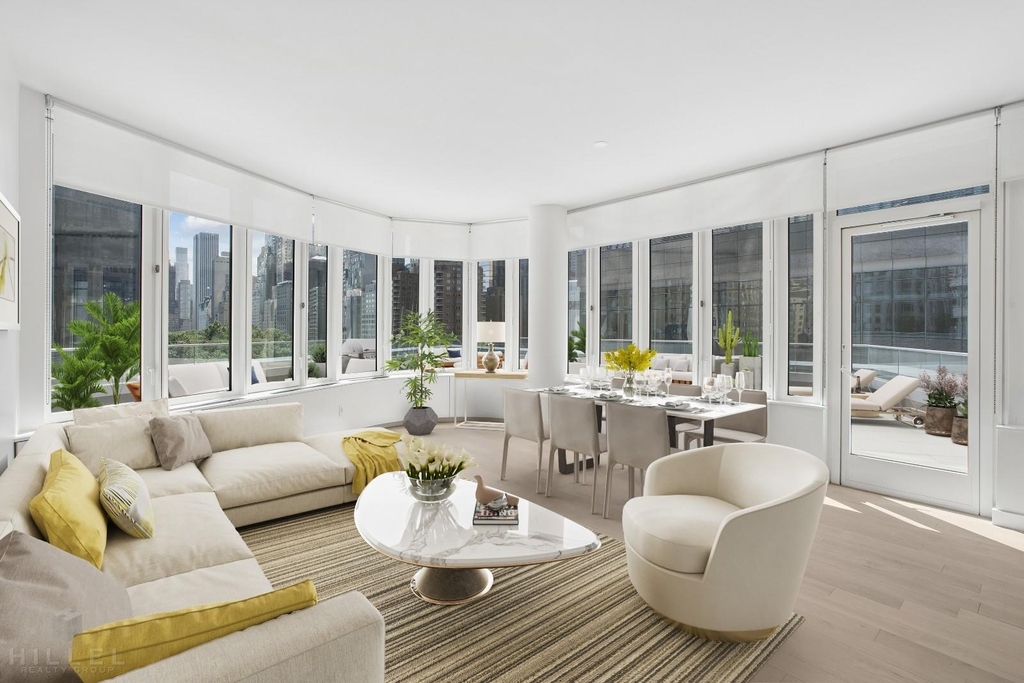 West 60th Street - Photo 0