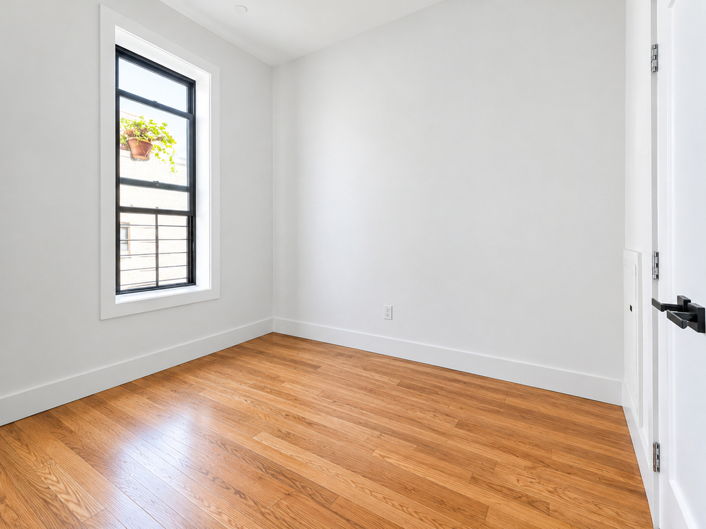 930 Dekalb Avenue - Photo 3