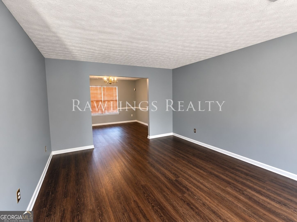 165 Concord Terrace - Photo 3