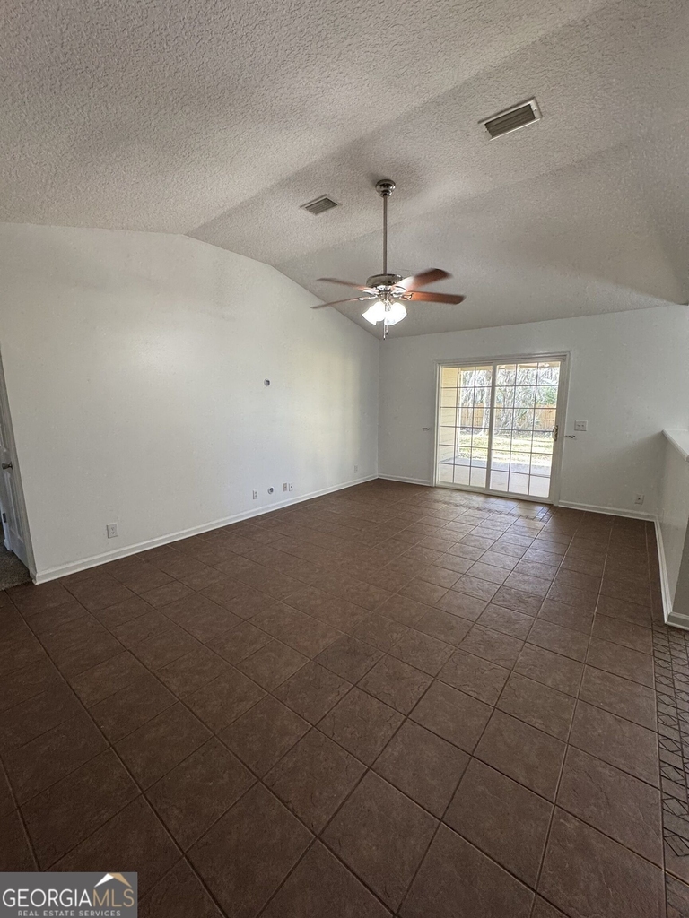 206 Acacia Drive - Photo 1