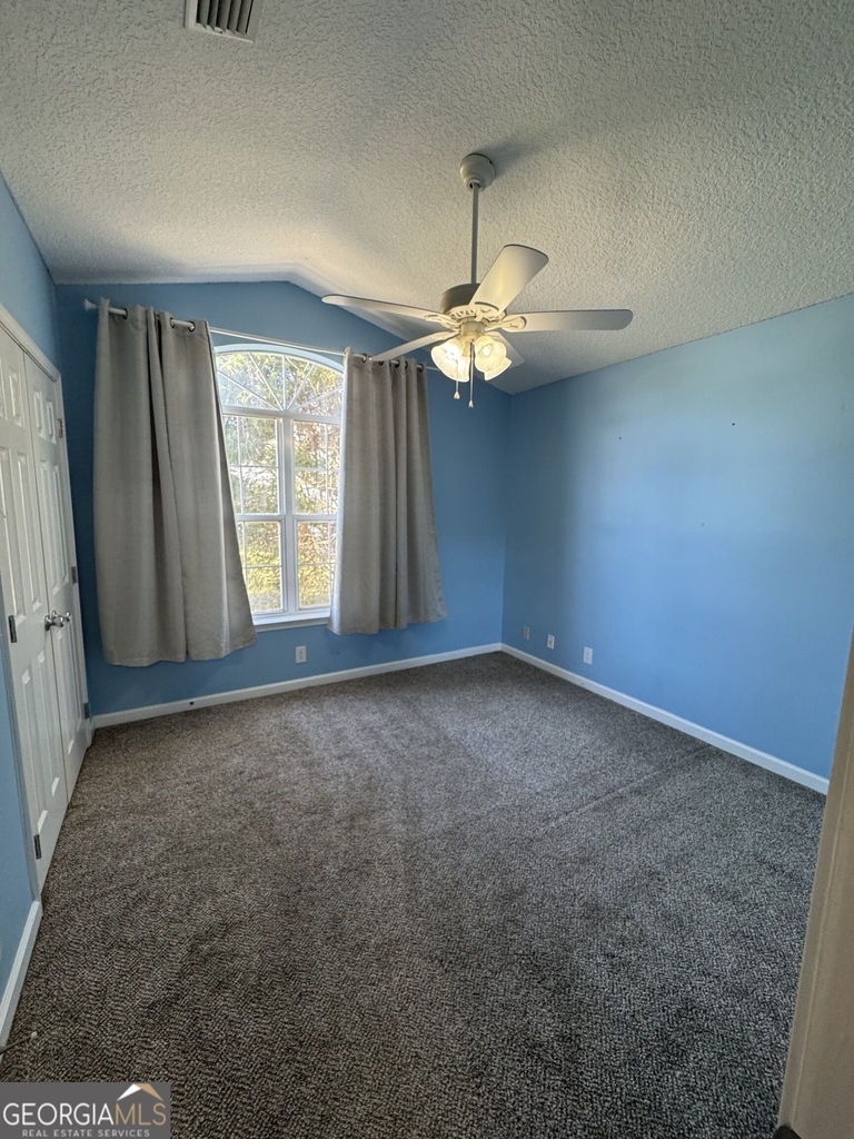 206 Acacia Drive - Photo 10