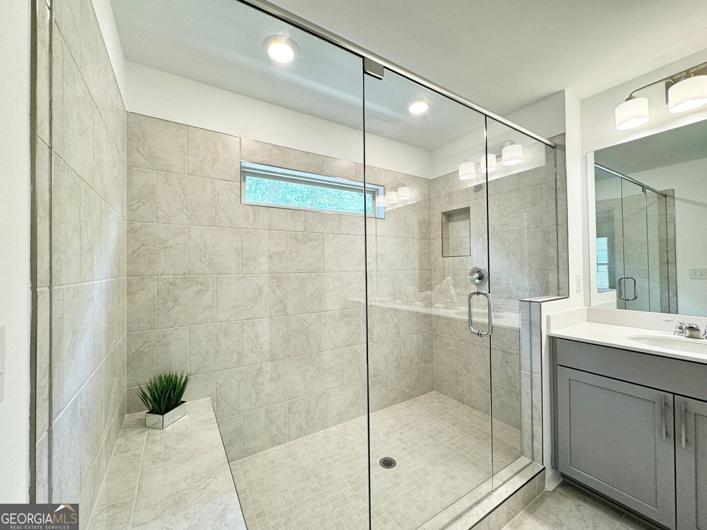 1576 Halstead Place - Photo 13