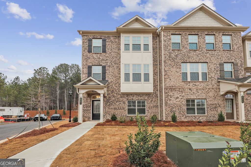 1576 Halstead Place - Photo 33