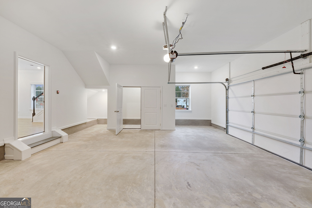 1576 Halstead Place - Photo 31