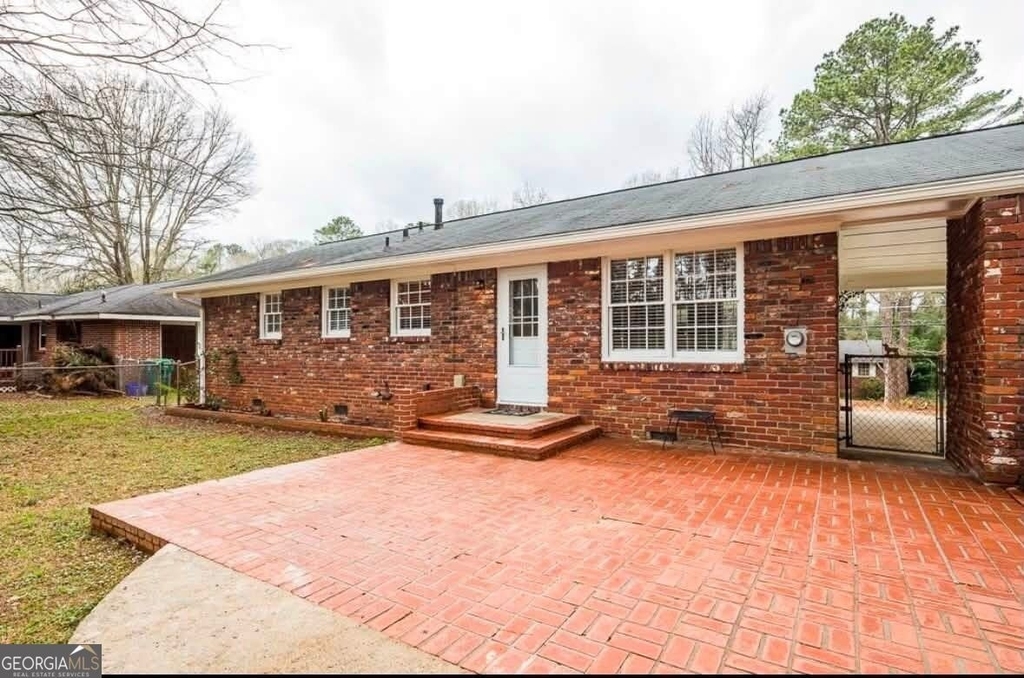 2665 Spring Drive Se - Photo 9