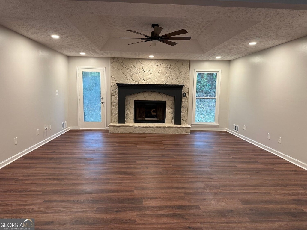 5350 Hearn Road - Photo 4