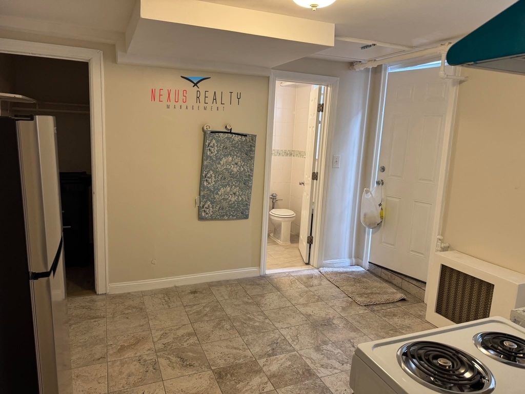 60-11 44th Avenue - Photo 2