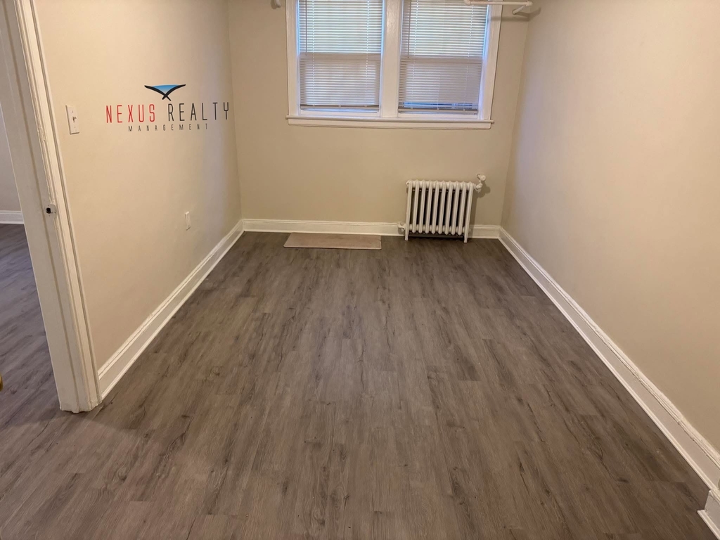 60-11 44th Avenue - Photo 4
