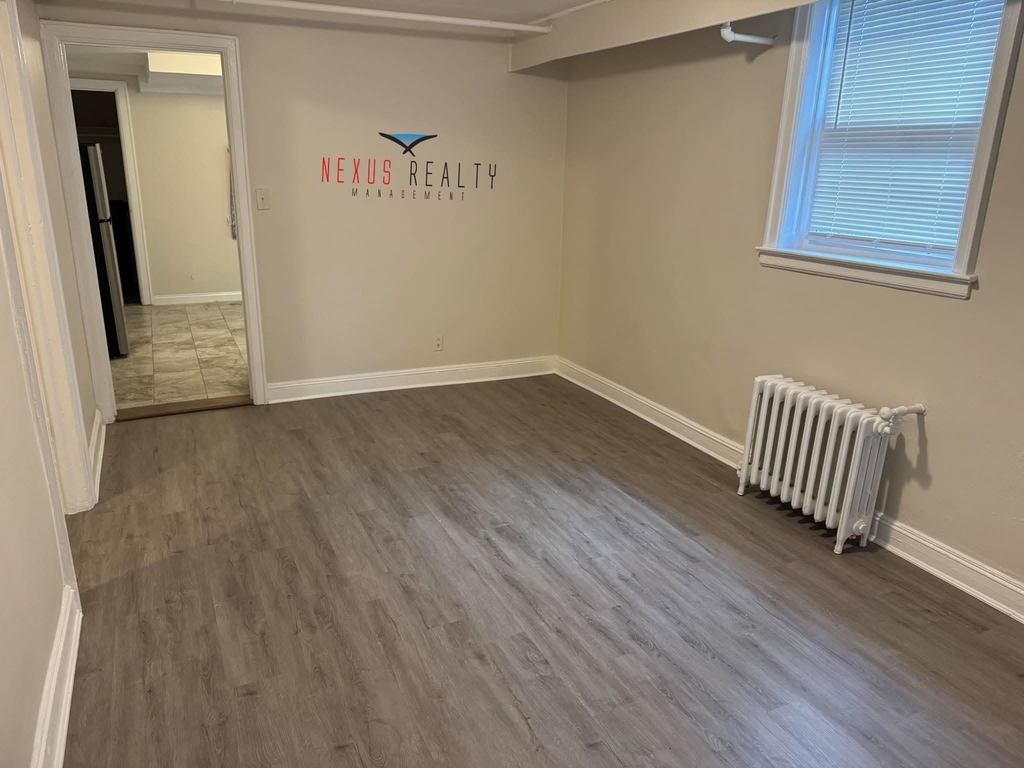 60-11 44th Avenue - Photo 3