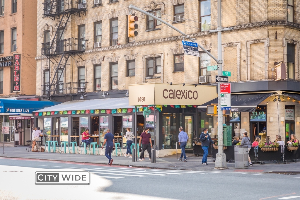 1043 Lexington Avenue - Photo 4