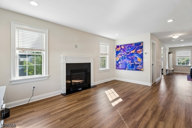 785 Springfield Ave., Unit 4 - Photo 18