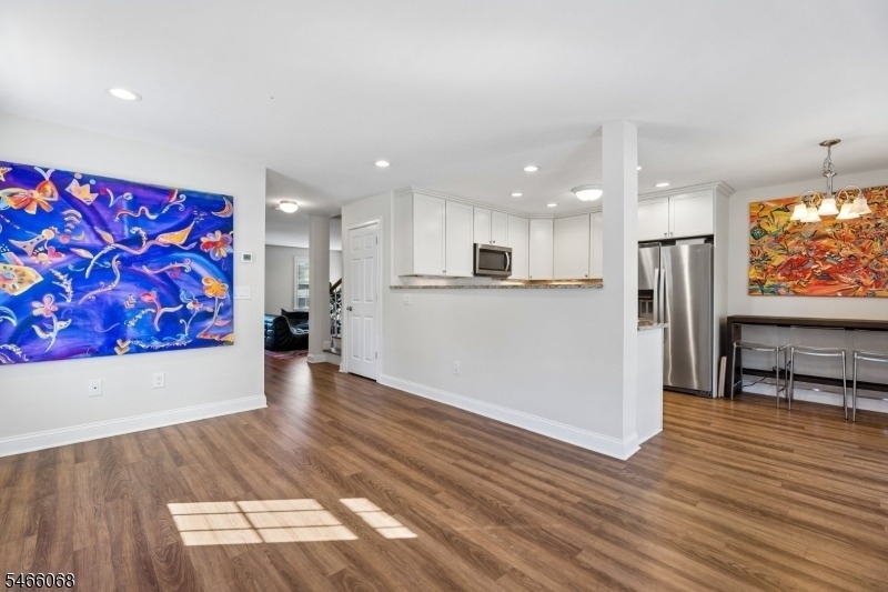 785 Springfield Ave., Unit 4 - Photo 8