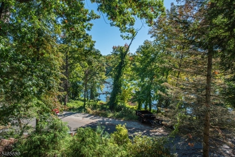 29 Lake Rd - Photo 2