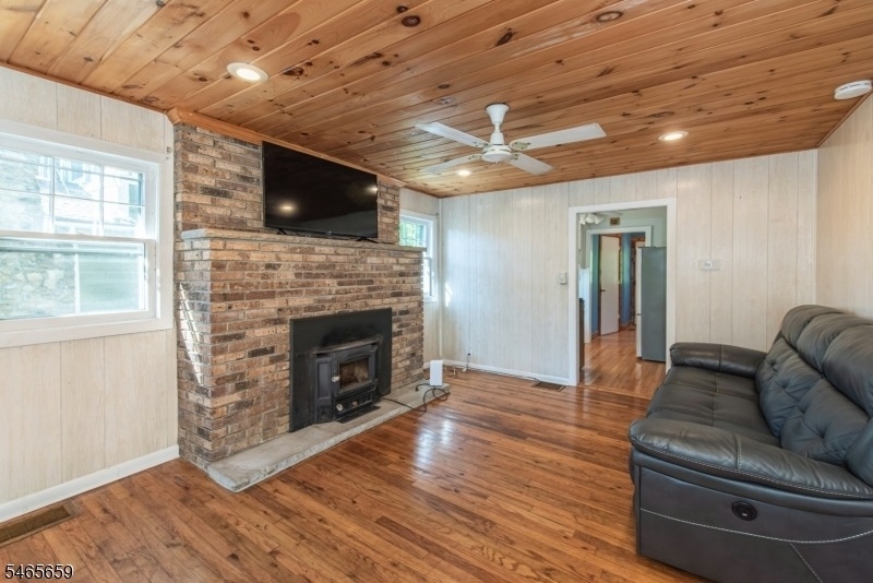 29 Lake Rd - Photo 3