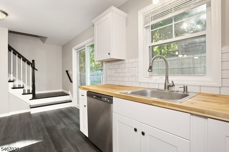234 Lakeview Ave - Photo 13