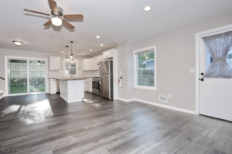 234 Lakeview Ave - Photo 5