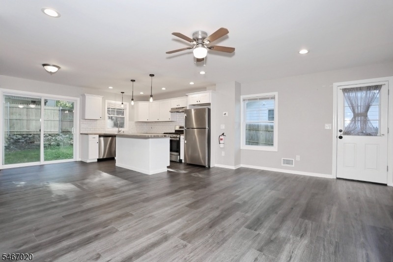 234 Lakeview Ave - Photo 6