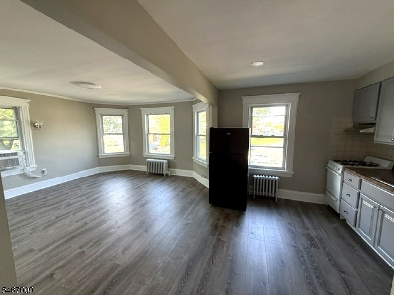 20 Maple Ave - Photo 2