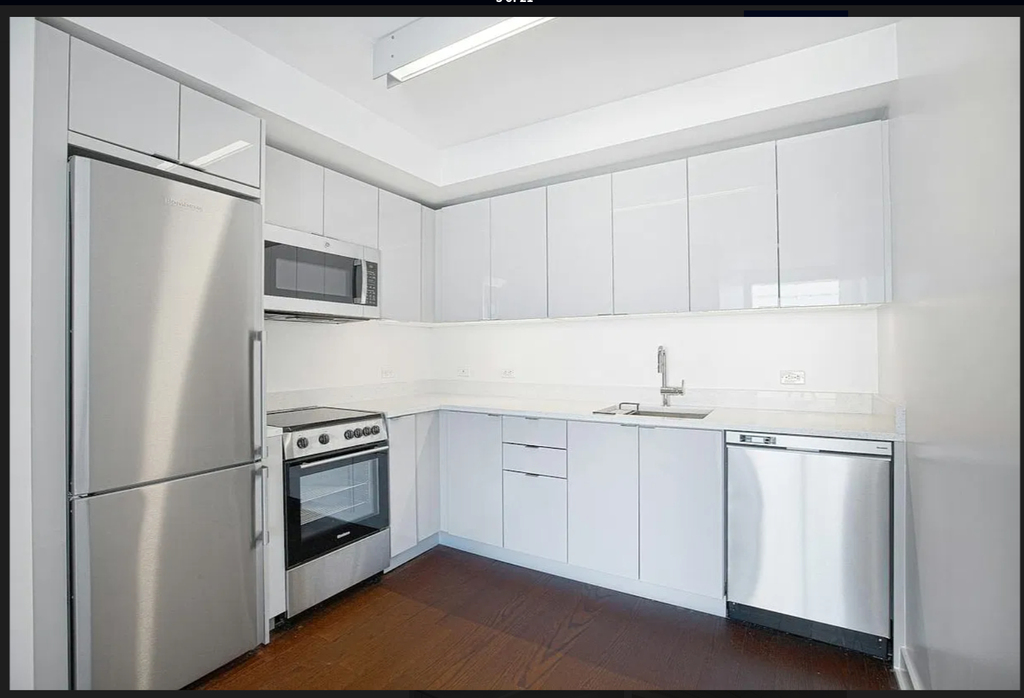 Amsterdam & 113th Street - Photo 1