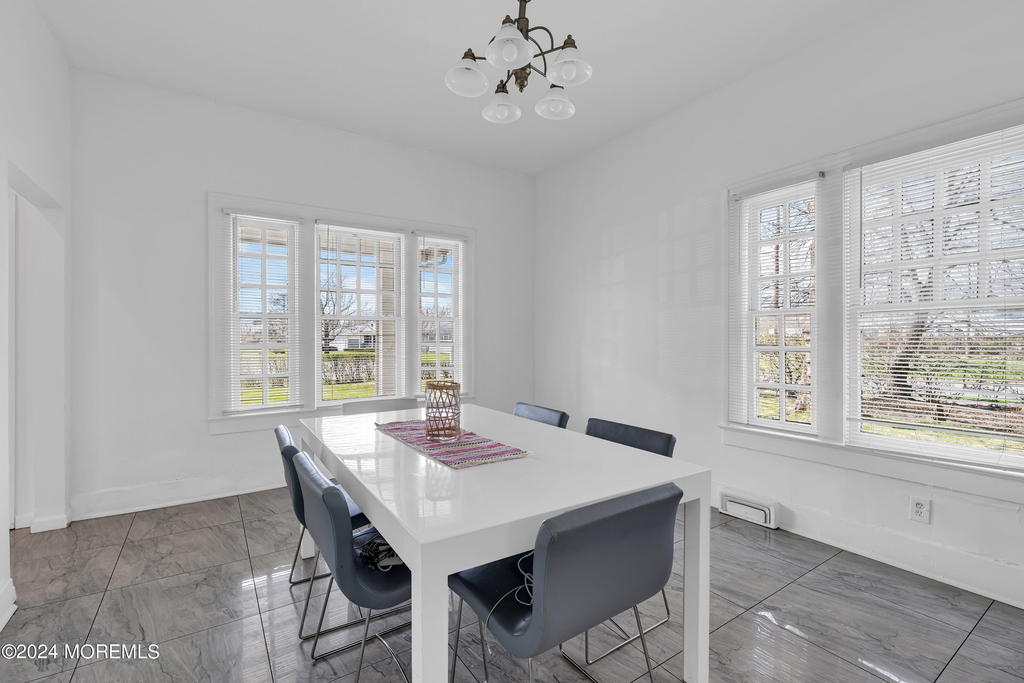 17 Lakeview Road - Photo 4
